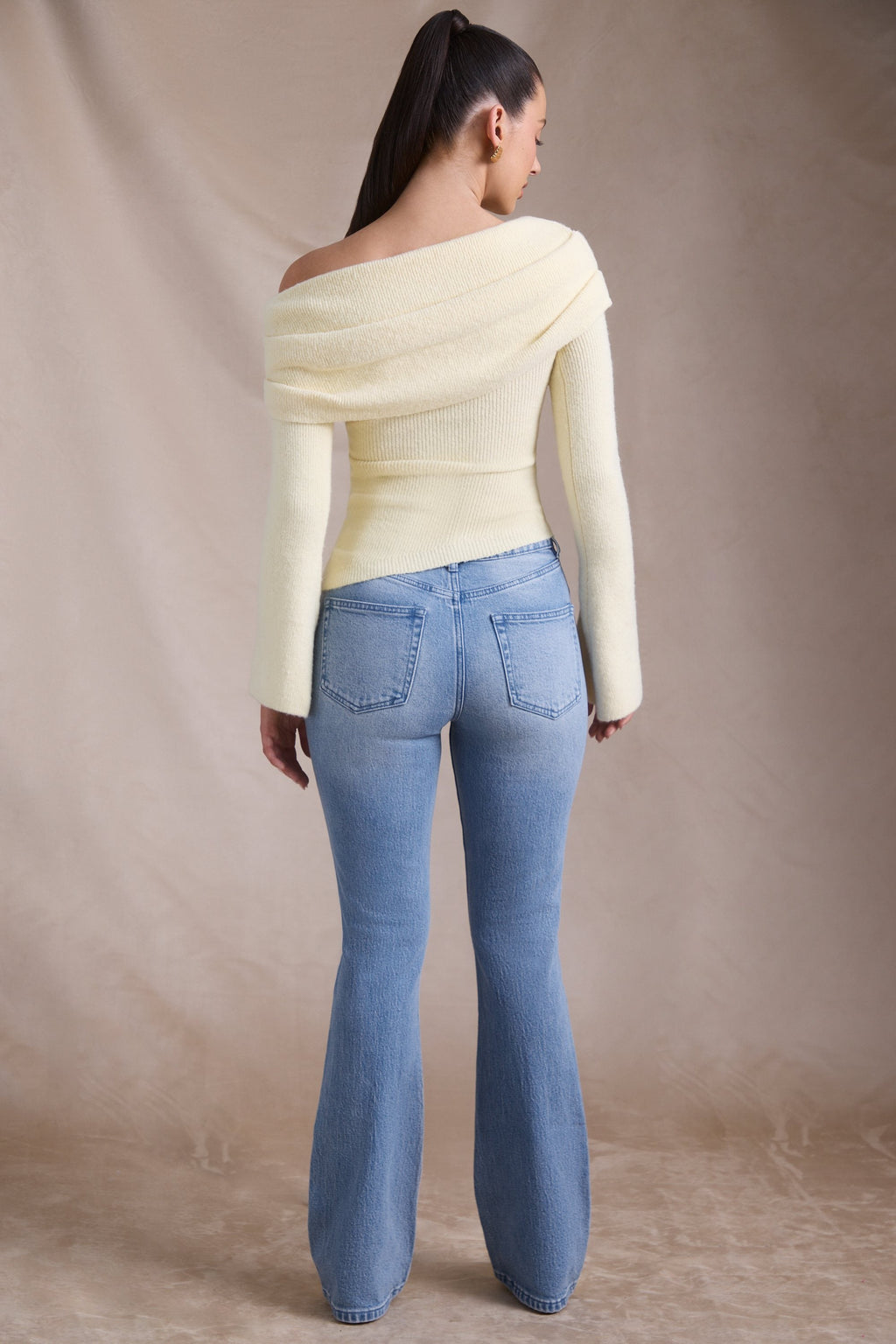High-Rise Flared Jeans in Vintage Wash